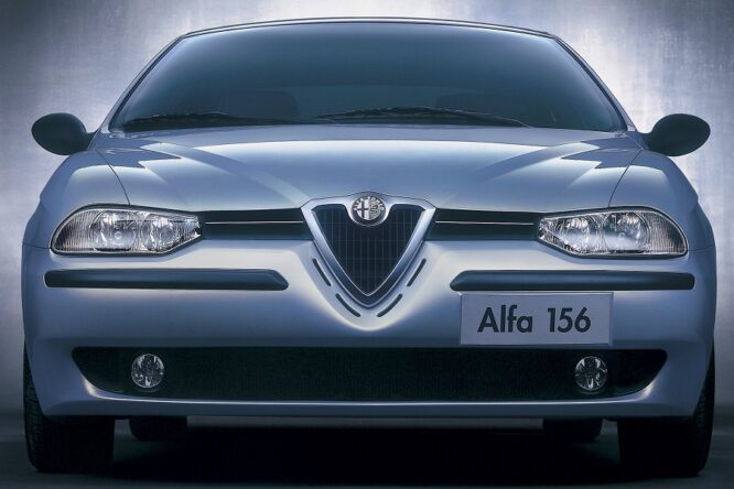 Alfa-Romeo-156-1997_2-666x444.jpg