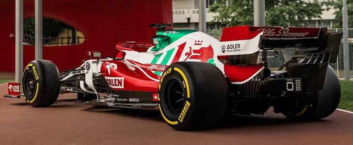alfa-romeo-f1-will-race-at-monza-with-slightly-different-italian-flag-inspired-livery-168977-7.jpg