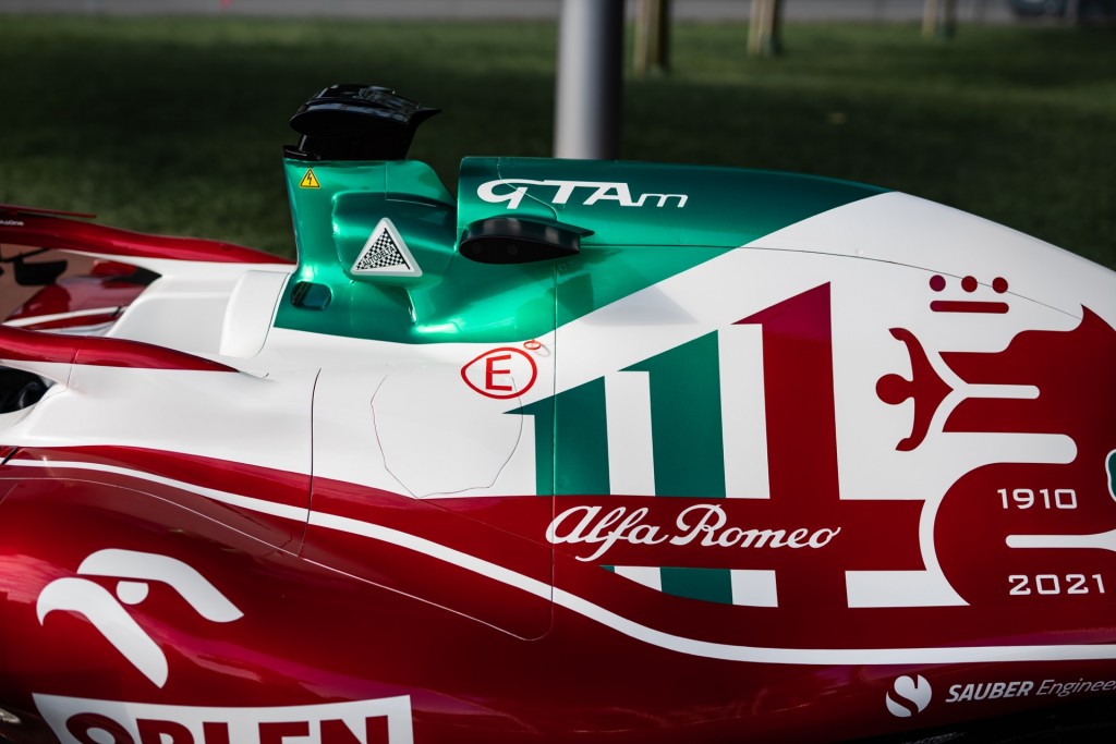 2021-Alfa-Romeo-Racing-C41-F1-Monza-4.jpg
