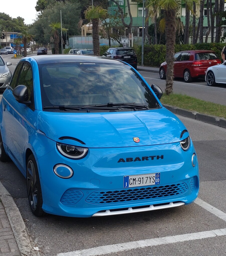 abarth1.JPG