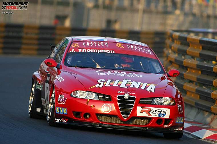 Alfa Romeo 156 WTCC Thompson.jpg