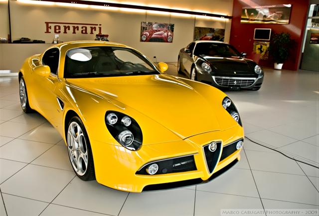 Alfa Romeo 8C competitione galbena (Small).jpg