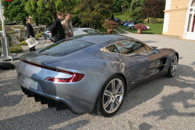 aston-martin-one-77-la-villa-deste_1.jpg