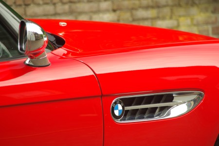 bmw_z8_05.jpg