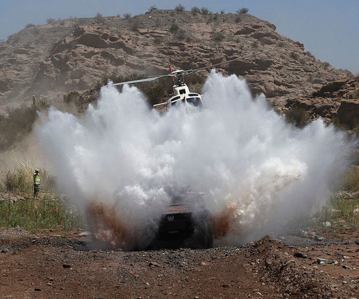 Dakar helicopter.jpg