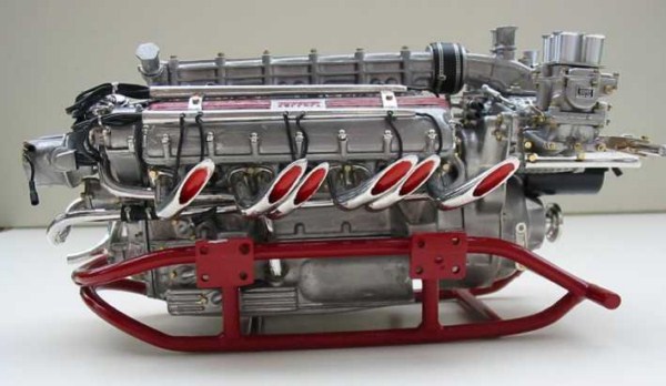Ferrari-V12-powered-1953-Arno-XI-motor-racing-boat-to-be-auctioned-at-RM-Auctions-during-2012-F1-Monaco-GP-2 (Copy).jpg