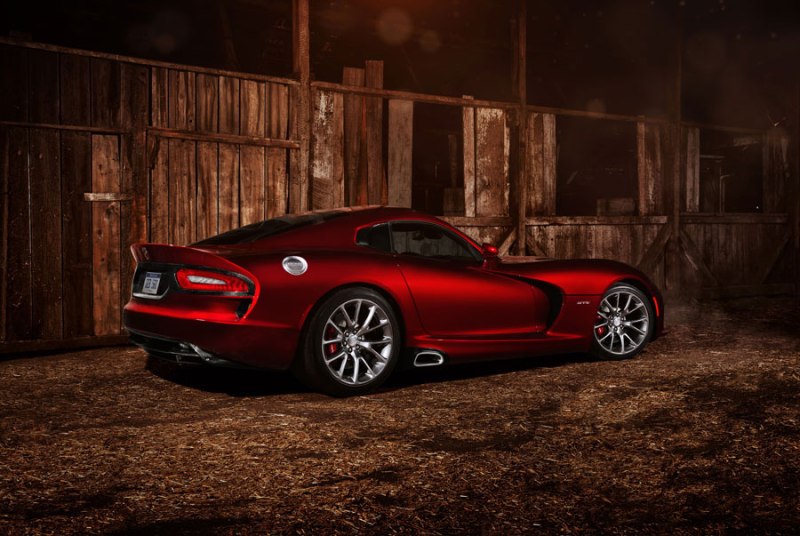 2013-srt-viper-15m.jpg