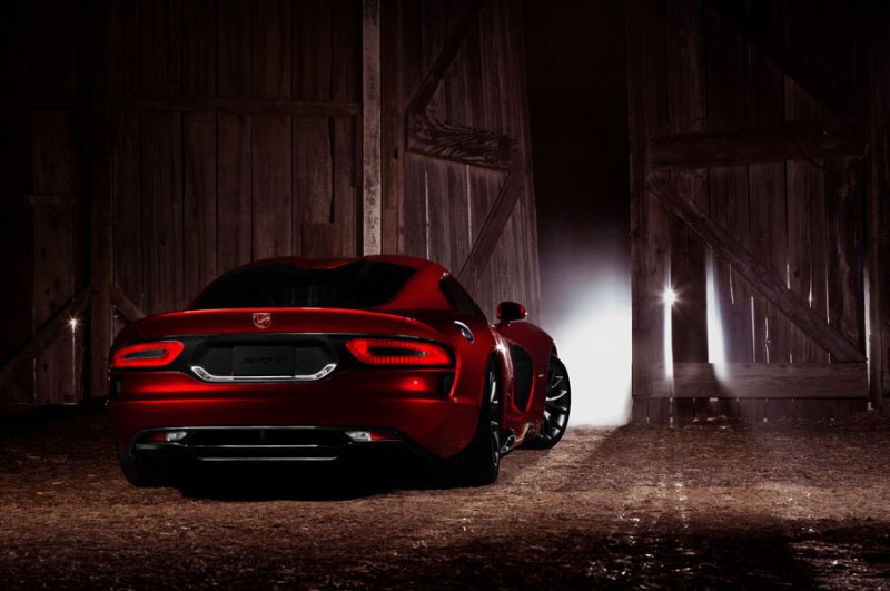 2013-srt-viper-16m.jpg