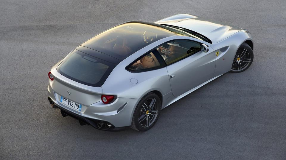 Ferrari_FF_1.jpg