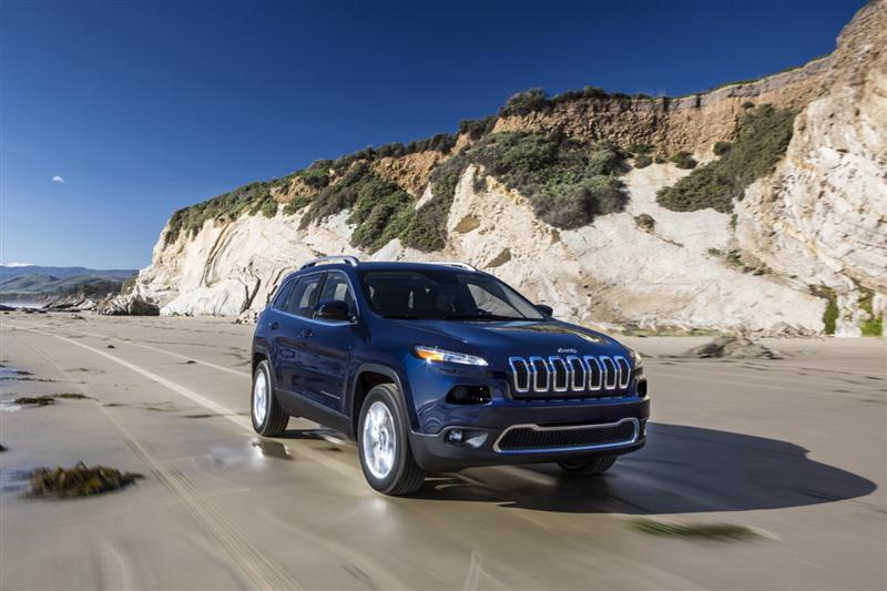 2014jeepcherokee146 (Custom).jpg