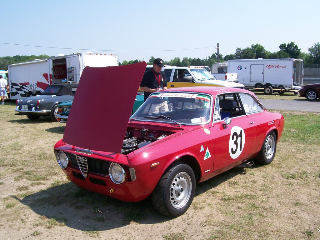 Alfa Racing 2.jpg