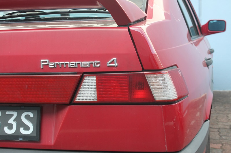 1991_Alfa_Romeo_33_S_Permanent_4_hatchback_(20915807923).jpg