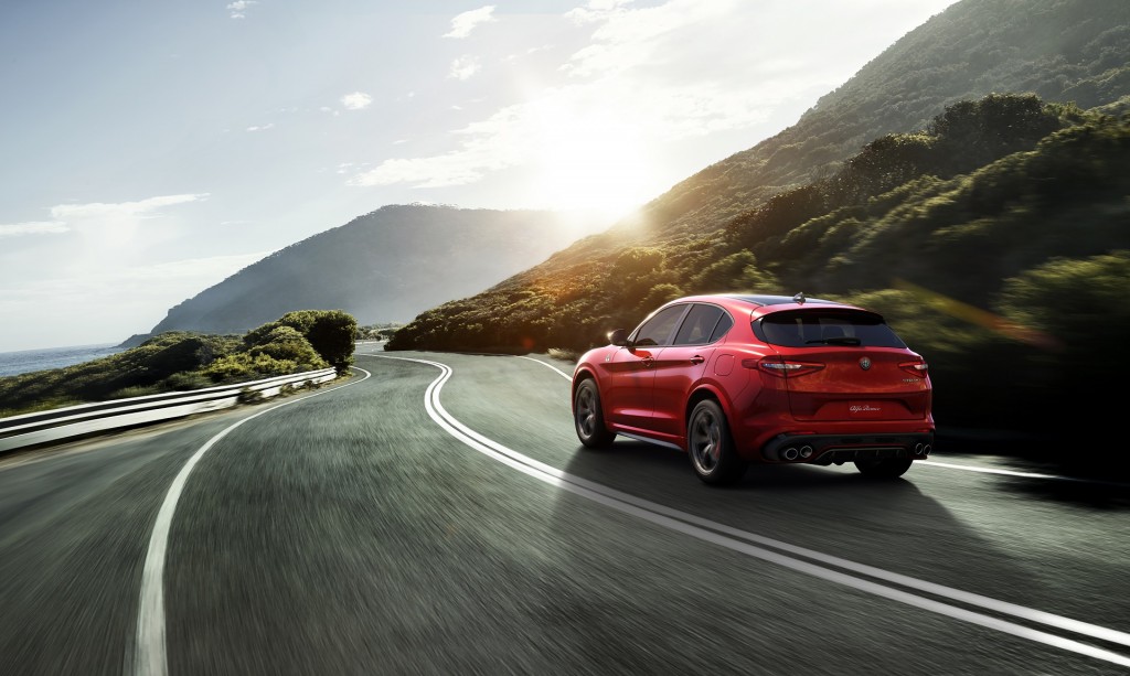 161116_Alfa_Romeo_Stelvio_Quadrifoglio_06.0.jpeg