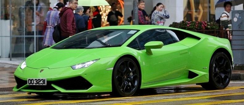 Lamborghini verde Mantis.jpg