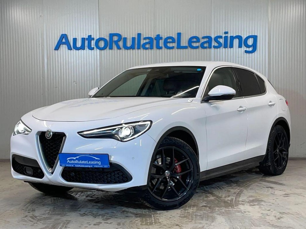 Alfa Romeo-Stelvio-97501-2048x2048.jpg