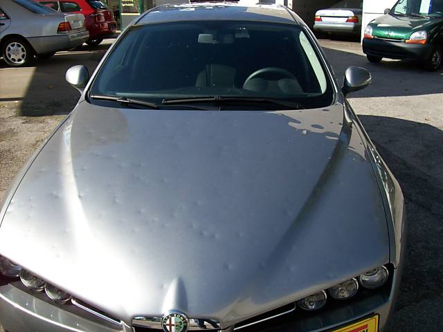 alfa 159 lovita de grindina.jpg