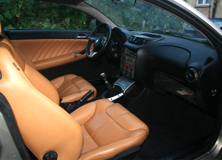 Interior curat.jpg