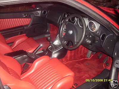 Alfa GTV 2.4 JTD interior.jpg