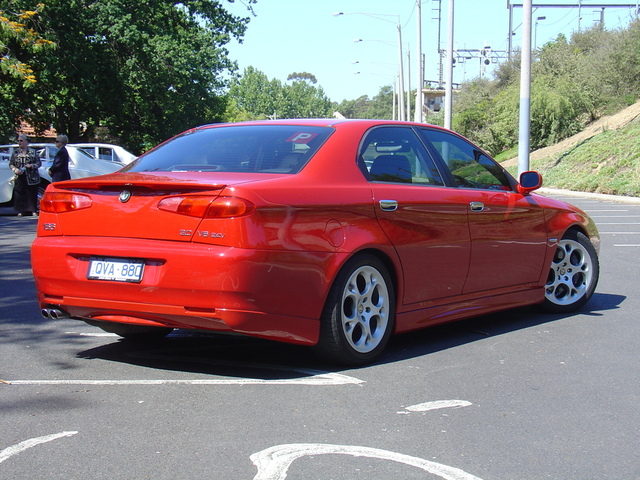 Alfa Romeo 166 cu bodykit Zender 680 x 480.jpg