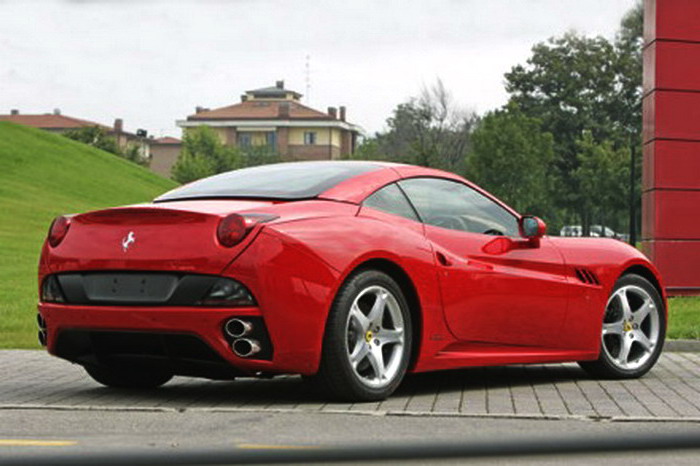 ferrari-california.jpg