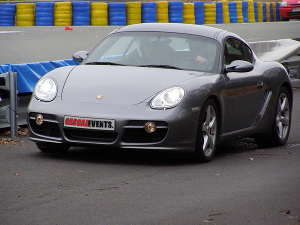 Porsche Cayman S.JPG