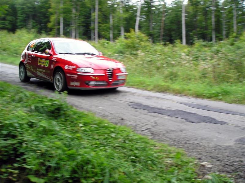 Alfa 147 rally (Medium).jpg