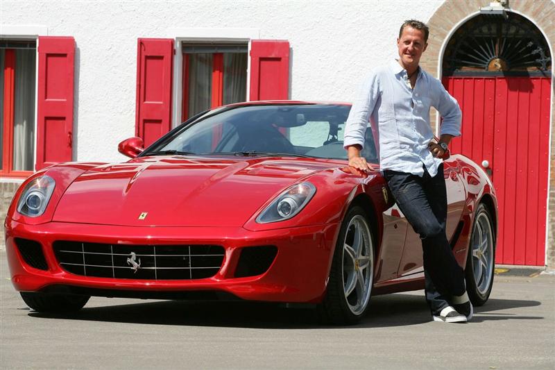 big_MichaelSchumacheraFioranoconlaFerrari599GTBHGTE_1 (Medium).jpg