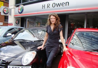 Annabel Croft si Alfa MiTo.jpg