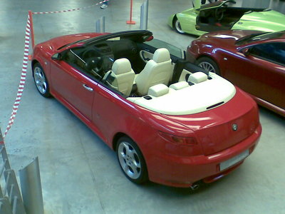 Alfa Gt Cabrio la Muzeul Bertone 2.jpg