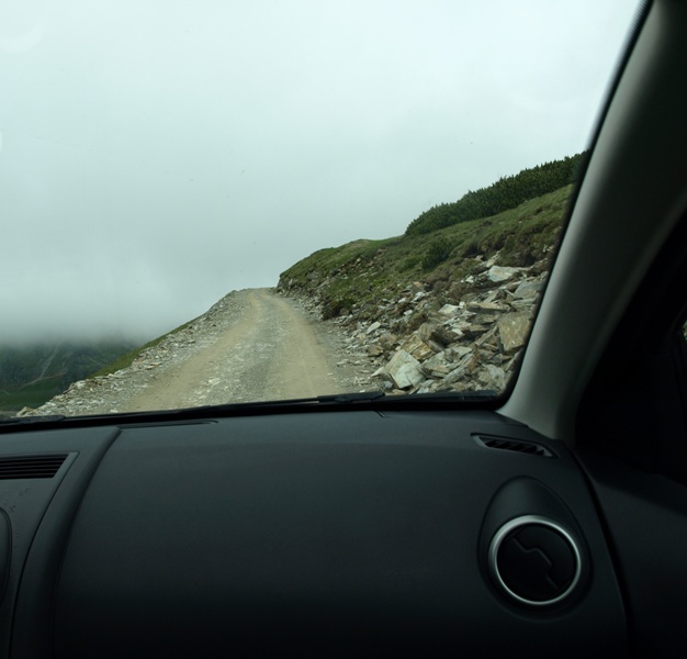 transalpina pina in obarsie.JPG