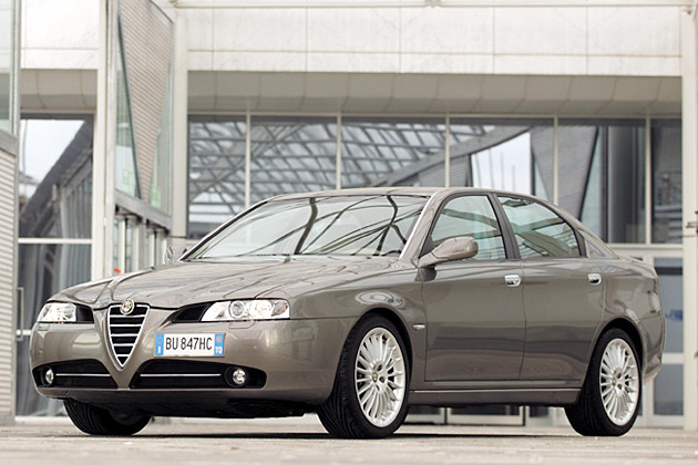 Alfa 166 2.jpg