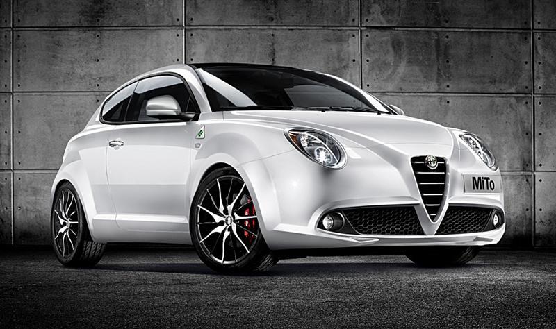 AlfaRomeoMiToModelYear2011_05.jpg