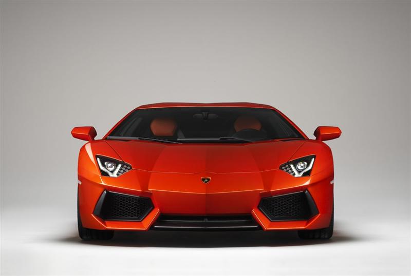 LamborghiniAventadorLP7004_03.jpg