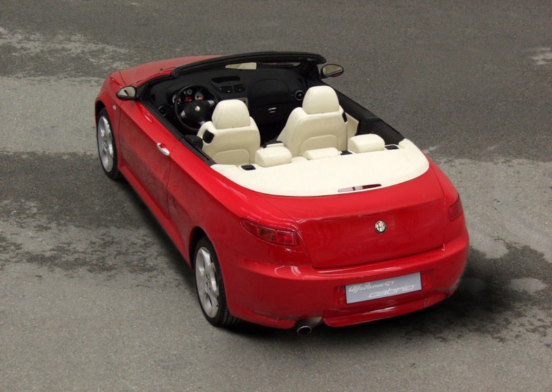 alfa-romeo-gt-cabriolet-bertone6 [1600x1200].jpg