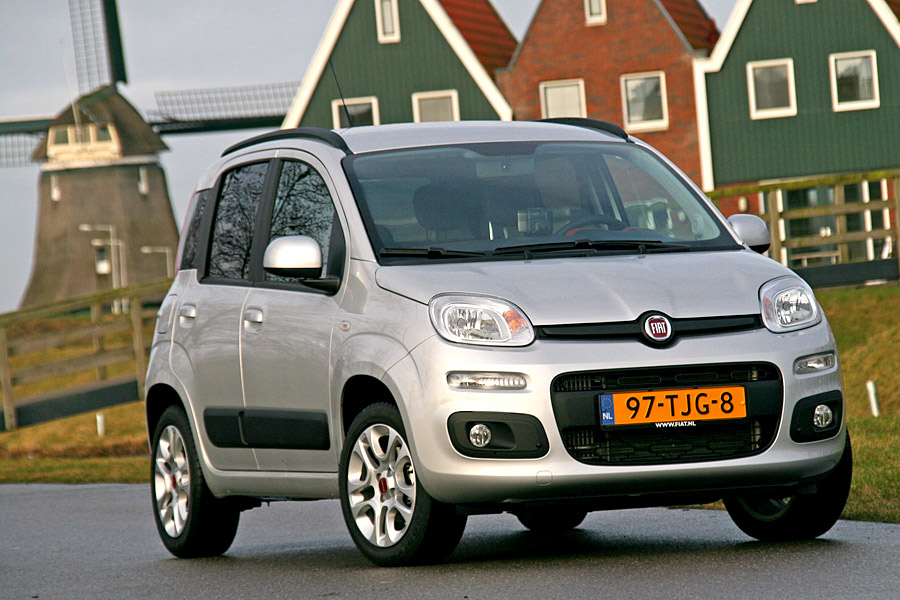 fiat-panda-nuova-2012-03.jpg