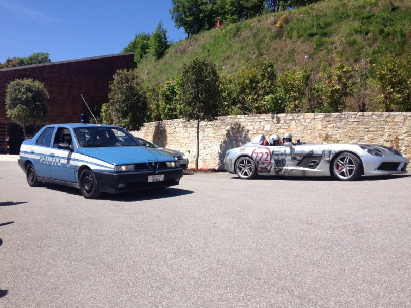 155 polizia vs slr stirling moss la mille miglia 2012 [800x600].jpg