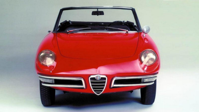 Alfa Romeo Spider Duetto Osso di Sepia 1966 [800x600].jpg