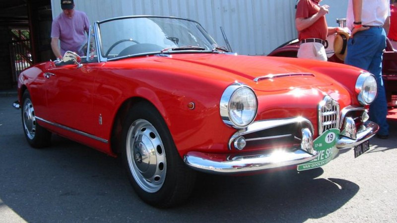 Alfa Romeo Spider Giulia 1962 [800x600].jpg