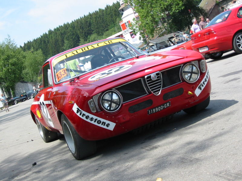 800px-Alfa_Romeo_1300_Junior_GTA.JPG