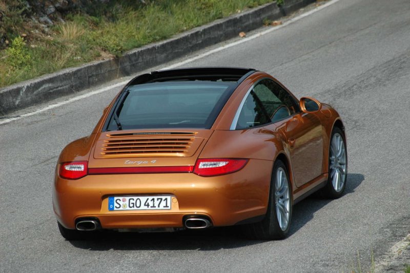 Porsche_2008_911_Targa_4S_997_II_Facelift_2.jpg