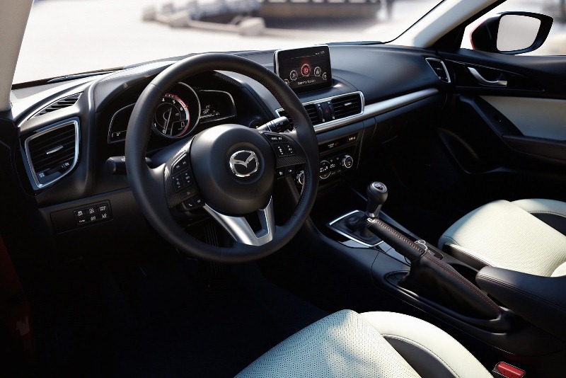 2014-Mazda3-92.jpg