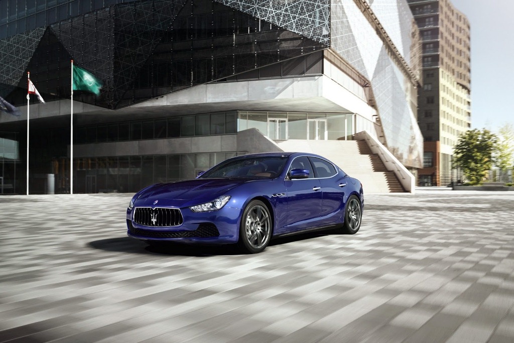 2014-Maserati-Ghibli-89[2].jpg