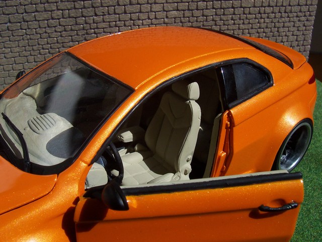 Un GT portocaliu 3.jpg