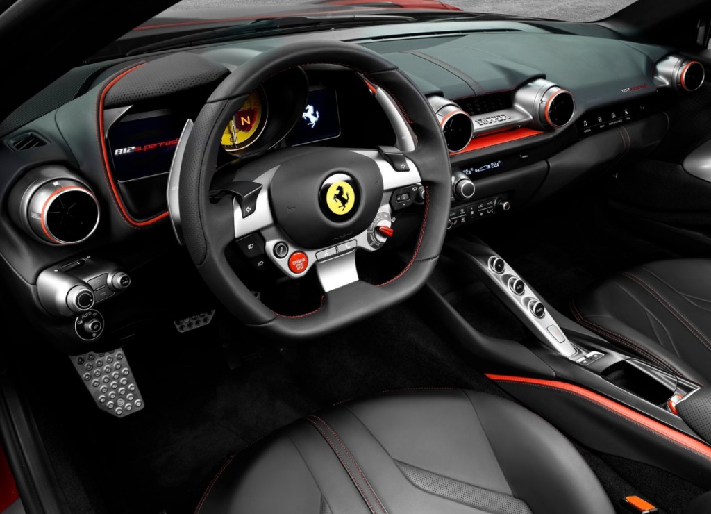 Ferrari-812_Superfast5.jpg