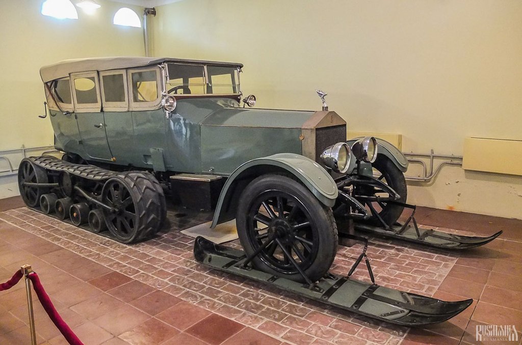 Lenins-Rolls-Royce Silver Ghost Kegresse track.jpg