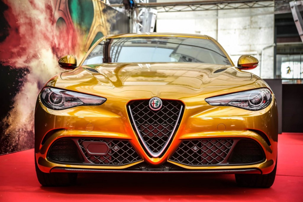 Alfa-Romeo-Giulia-livrea-ocra-7-1620x1080.jpg